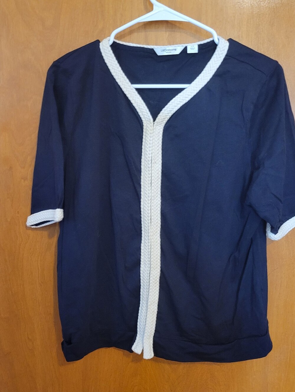 Liz Claiborne New York Black Short-Sleeve Cardigan with Cream Braid Trim-Size L